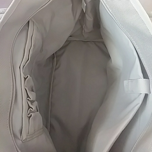 Last One Left! Nike Tote Bag - Picture 5 of 7